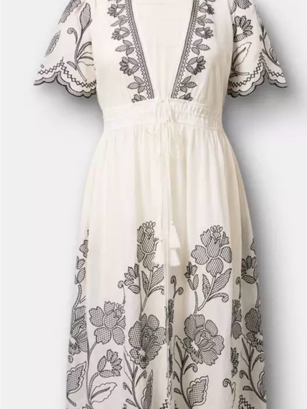 Torrid 2X Cream Kimono with Black Floral Embroidery